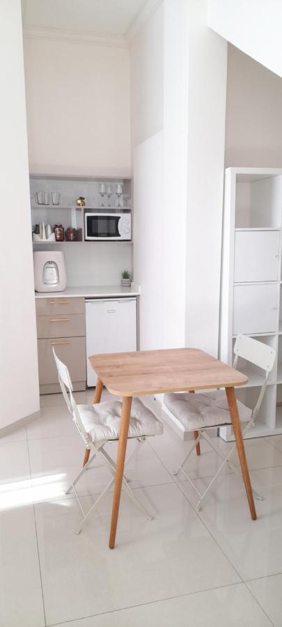 Regina'S Place Or Akiva Εξωτερικό φωτογραφία