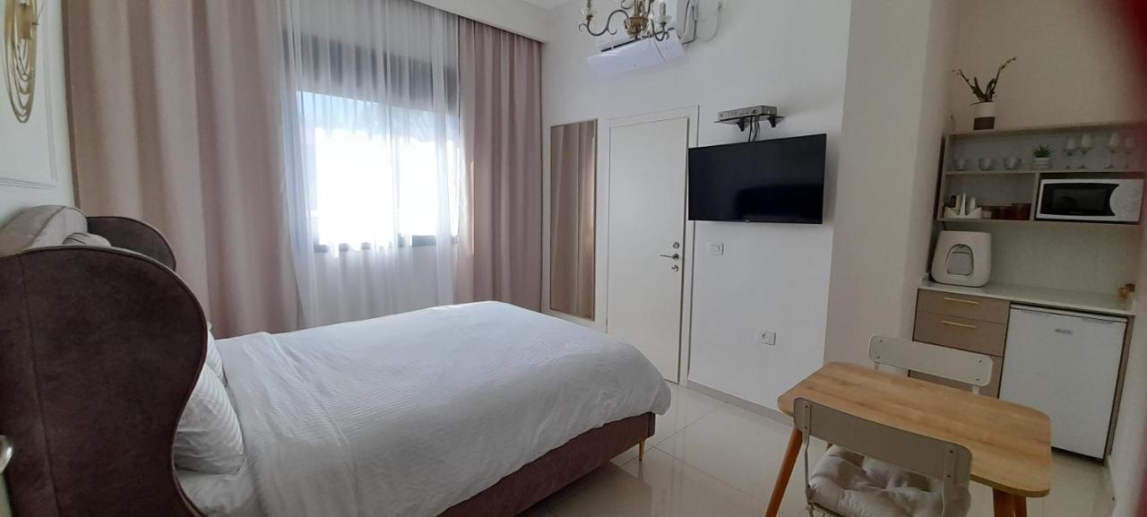 Regina'S Place Or Akiva Εξωτερικό φωτογραφία