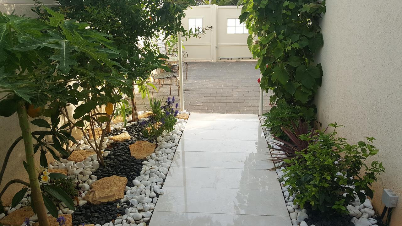 Regina'S Place Or Akiva Εξωτερικό φωτογραφία